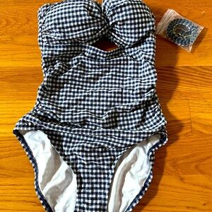 NWT Ann Taylor LOFT size S swimsuit